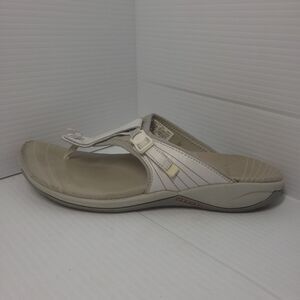 Merrell Pansy White Performance Sandals Flip Flops Women's Size 8